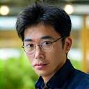 京大農学博士、植物化学専門家の日本人男性のポートレート